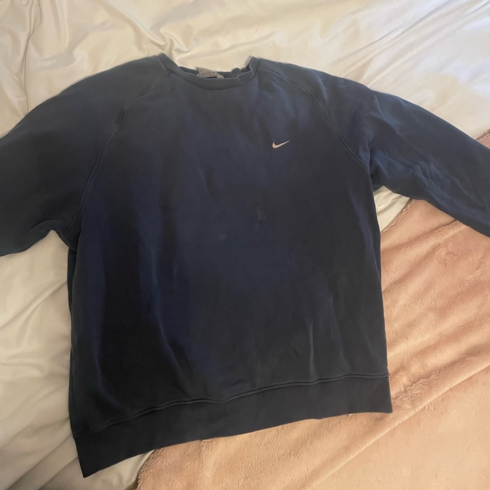 Nike mens XL Navy Crewneck